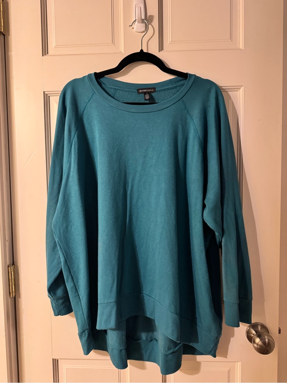 GUC Beyond Yoga Cozy Fleece Raglan Crew Sweatshirt, Size 1X